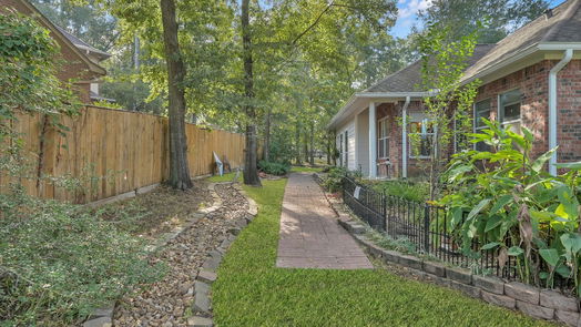 Conroe 1-story, 3-bed 102 Clear Springs Drive-idx