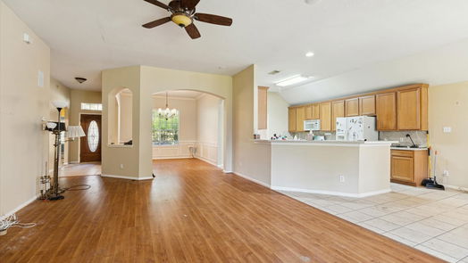 Conroe 1-story, 3-bed 177 Springs Edge Drive-idx