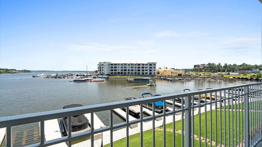 Conroe null-story, 2-bed 168 Lake Point Boulevard C202-idx