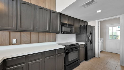 Conroe 1-story, 3-bed 78 April Point Drive N-idx