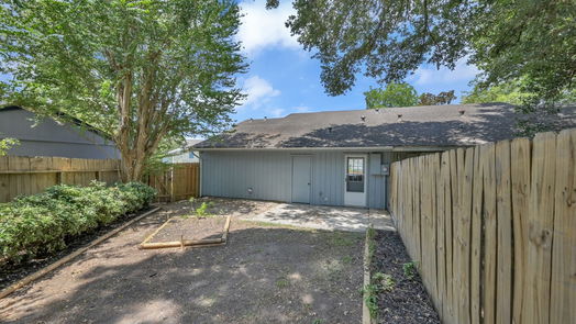 Conroe 1-story, 3-bed 78 April Point Drive N-idx
