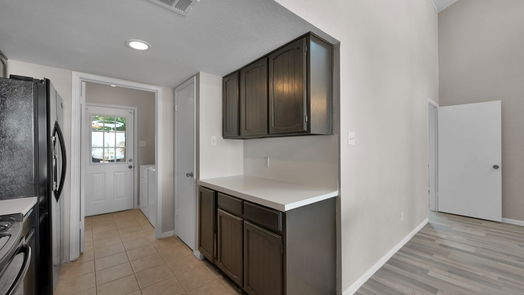 Conroe 1-story, 3-bed 78 April Point Drive N-idx