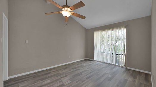 Conroe 1-story, 3-bed 78 April Point Drive N-idx