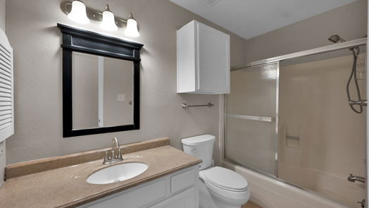 Conroe 1-story, 3-bed 78 April Point Drive N-idx