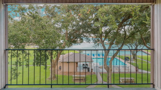 Conroe 1-story, 2-bed 15575 Marina Drive 324A-idx