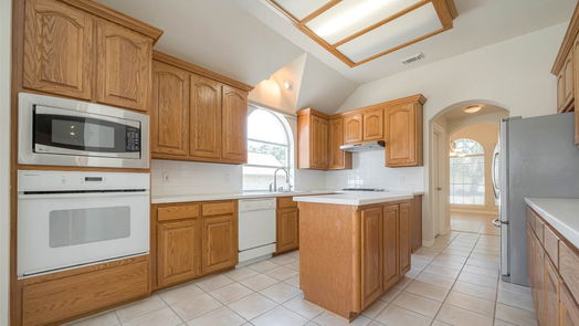 Montgomery 1-story, 3-bed 51 W Pines Drive-idx