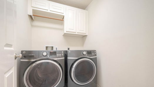 Montgomery 1-story, 3-bed 51 W Pines Drive-idx