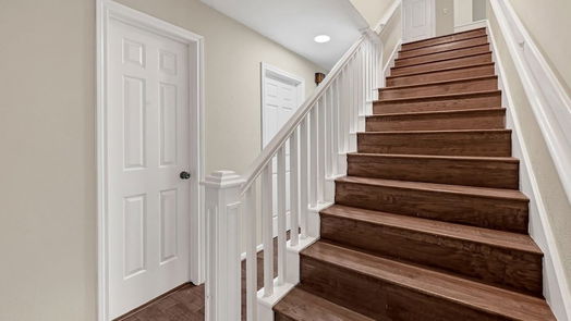 Montgomery 2-story, 3-bed 13501 Northshore Drive-idx