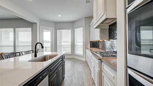 Montgomery 2-story, 5-bed 216 Waterstone Drive-idx