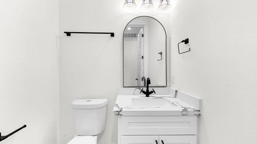 Montgomery 1-story, 4-bed 35 Winthrop Harbor N-idx