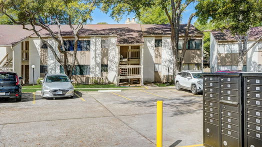 Montgomery 1-story, 1-bed 12100 Melville Drive 303C-idx