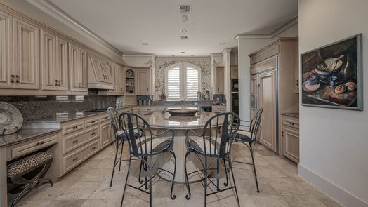 Montgomery 2-story, 4-bed 107 Lake Estates Drive-idx