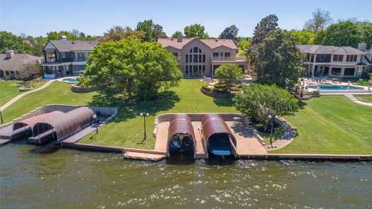 Montgomery 2-story, 4-bed 107 Lake Estates Drive-idx