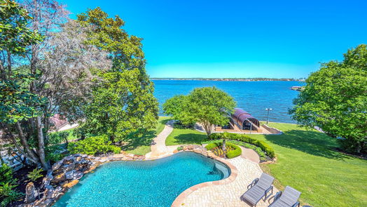 Montgomery 2-story, 4-bed 107 Lake Estates Drive-idx