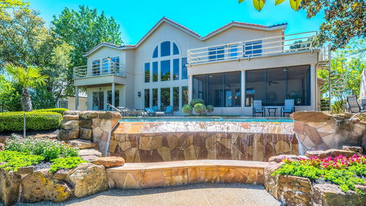 Montgomery 2-story, 4-bed 107 Lake Estates Drive-idx