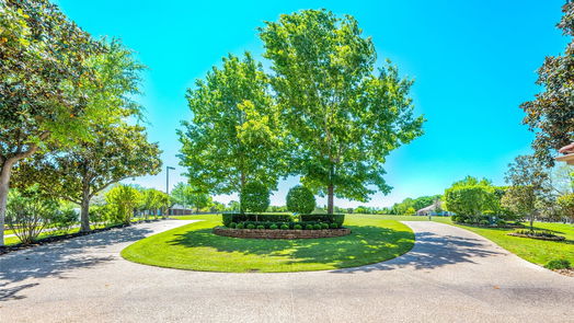 Montgomery 2-story, 4-bed 107 Lake Estates Drive-idx