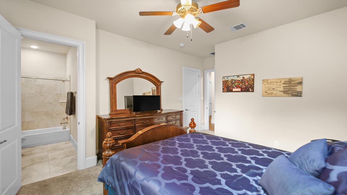 Montgomery 2-story, 5-bed 11377 Grand Pine Drive-idx