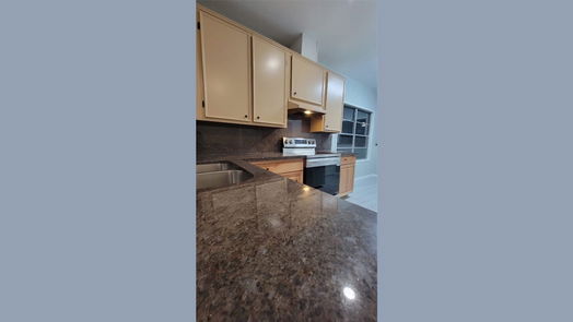 Montgomery 1-story, 2-bed 20119 Lakeway Lane-idx