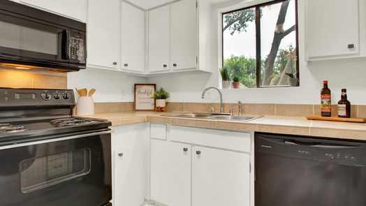 Montgomery null-story, 1-bed 12100 Melville Drive 906-idx