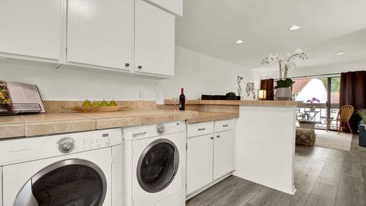 Montgomery null-story, 1-bed 12100 Melville Drive 906-idx