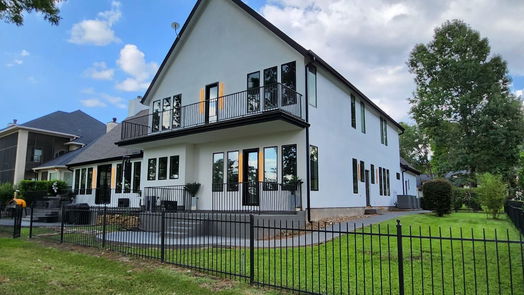 Montgomery 2-story, 4-bed 38 Fairway Park-idx