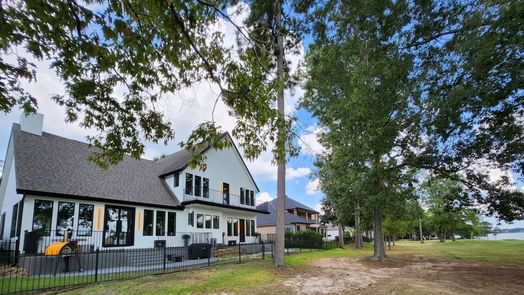 Montgomery 2-story, 4-bed 38 Fairway Park-idx