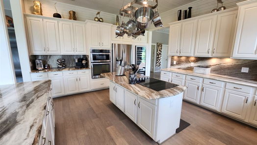 Montgomery 2-story, 4-bed 38 Fairway Park-idx