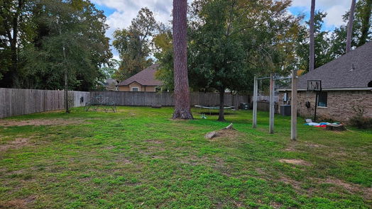 Montgomery null-story, null-bed 00 Misty Moss-idx