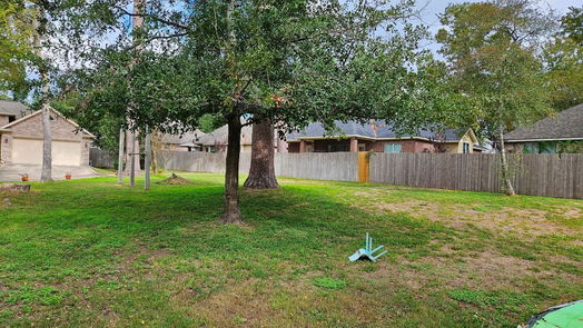 Montgomery null-story, null-bed 00 Misty Moss-idx