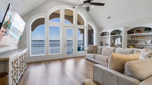 Montgomery 2-story, 6-bed 131 Sarasota Circle S-idx