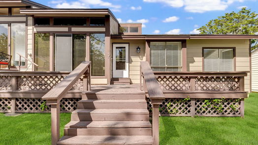 Montgomery null-story, 3-bed 17 April Point Drive N-idx