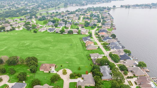 Montgomery 2-story, 4-bed 220 Palais Verde Road-idx