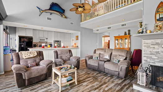 Montgomery 2-story, 2-bed 3962 Knollcrest Drive-idx