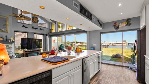 Montgomery 2-story, 2-bed 3962 Knollcrest Drive-idx