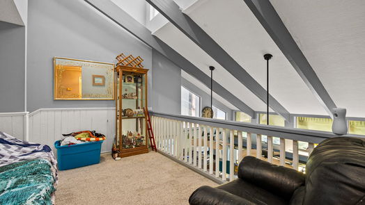 Montgomery 2-story, 2-bed 3962 Knollcrest Drive-idx