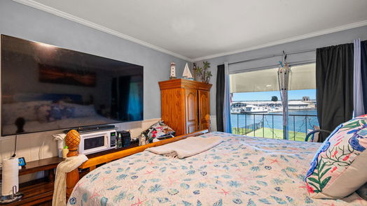 Montgomery 2-story, 2-bed 3962 Knollcrest Drive-idx