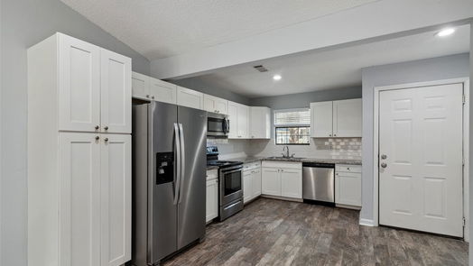 Montgomery 1-story, 2-bed 3559 Balboa Circle-idx