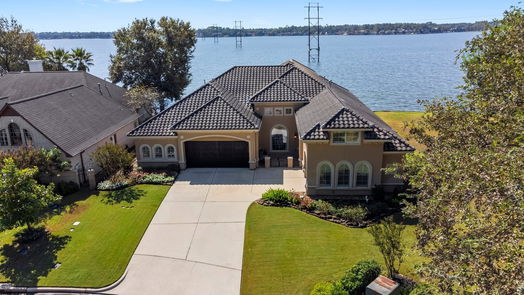 Montgomery 2-story, 4-bed 306 Club Island Court-idx