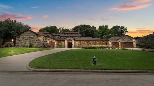 Montgomery 2-story, 4-bed 111 Pine Hill Lane-idx