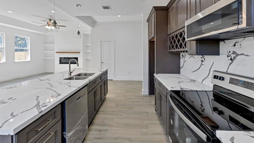 Montgomery 1-story, 4-bed 939 Lake View Drive-idx
