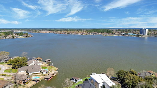 Montgomery 1-story, 4-bed 939 Lake View Drive-idx