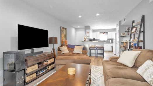 Montgomery 1-story, 1-bed 12100 Melville Drive 805H-idx