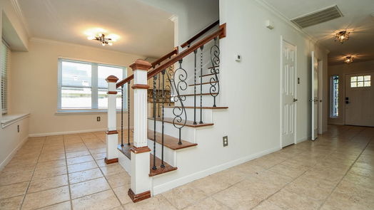 Montgomery 2-story, 4-bed 323 Cape Conroe Drive-idx