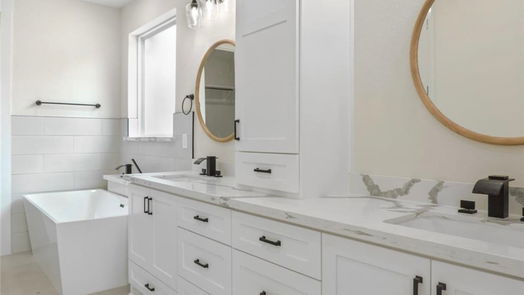 Montgomery 1-story, 3-bed 216 Bluehill Dr-idx