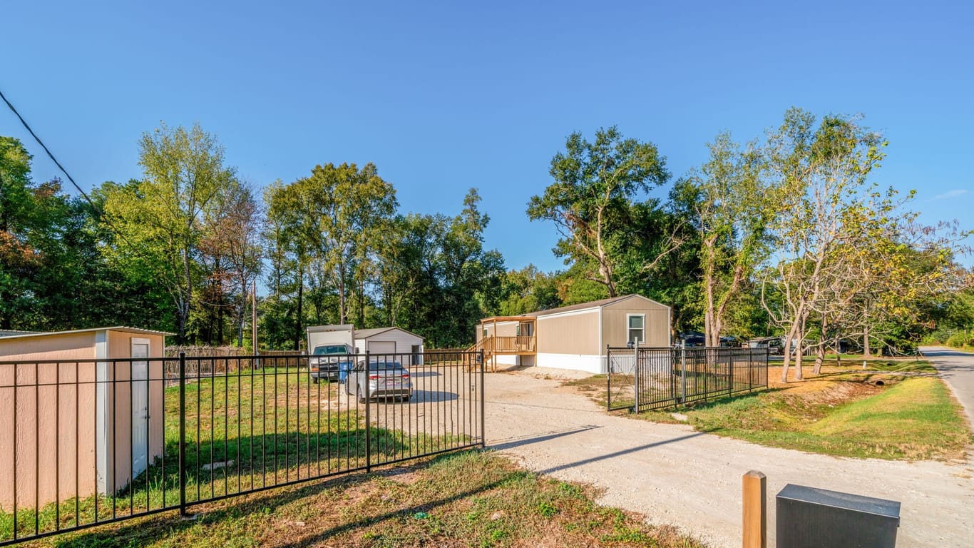 New Caney 1-story, 3-bed 23864 Brook Forest Road-idx