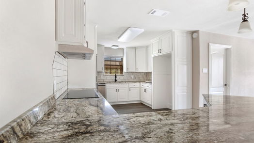 New Caney 1-story, 3-bed 19683 Crystalwood Estates Drive-idx