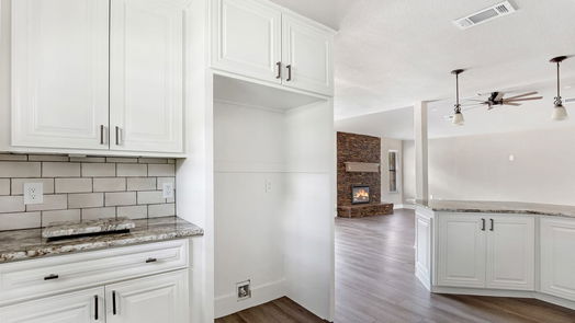 New Caney 1-story, 3-bed 19683 Crystalwood Estates Drive-idx