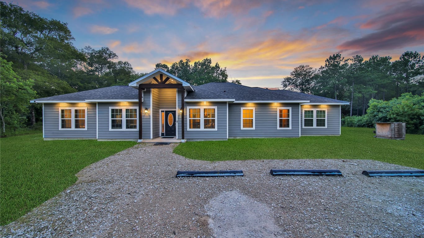 New Caney 1-story, 4-bed 33 Birch Place-idx