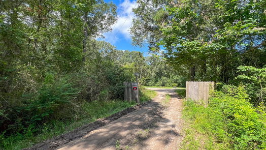 New Caney 1-story, 2-bed 31496 Bohlssen Road-idx