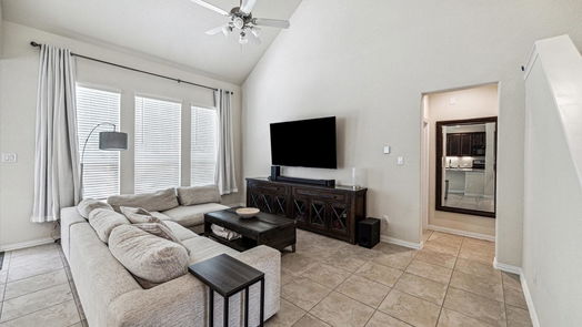 New Caney 2-story, 4-bed 667 W Linnwood Drive-idx